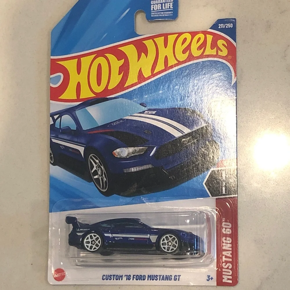 Custom '18 Ford Mustang GT - Blue